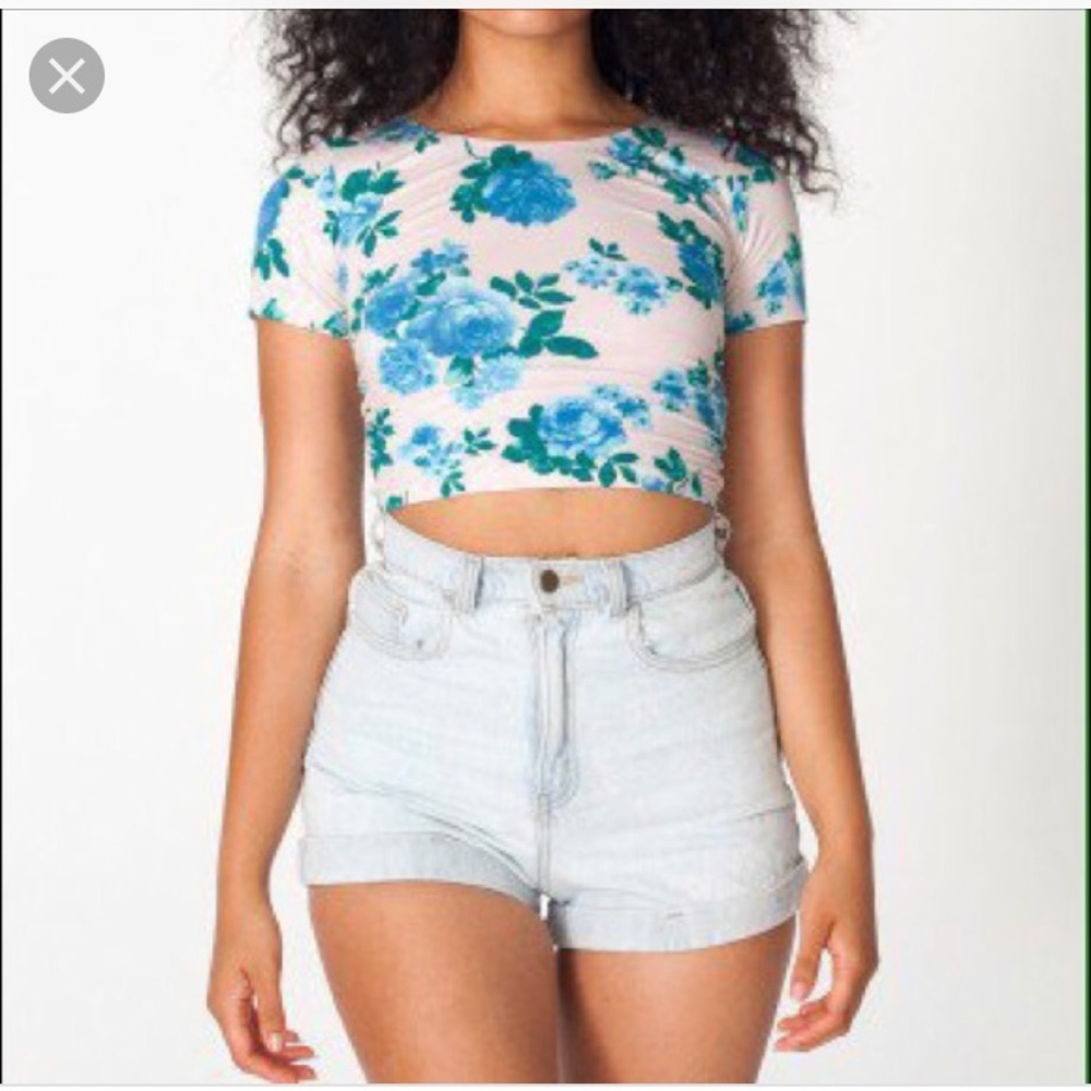 Crop top